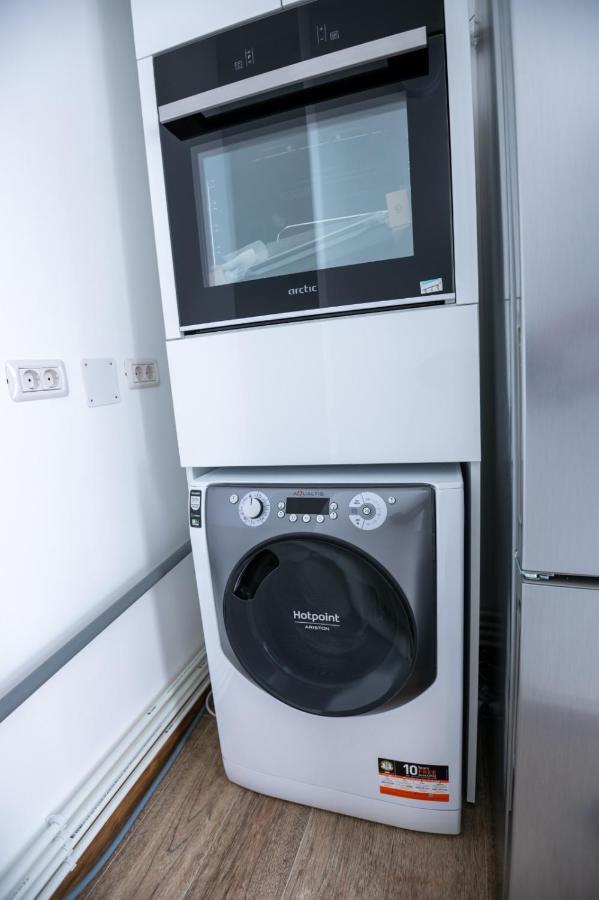 Apartament Central Тиргу-Жіу Екстер'єр фото